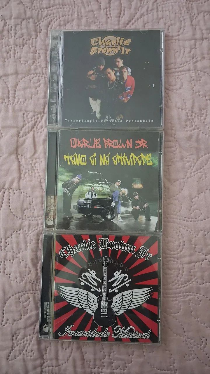 Três cd charlie brown jr 