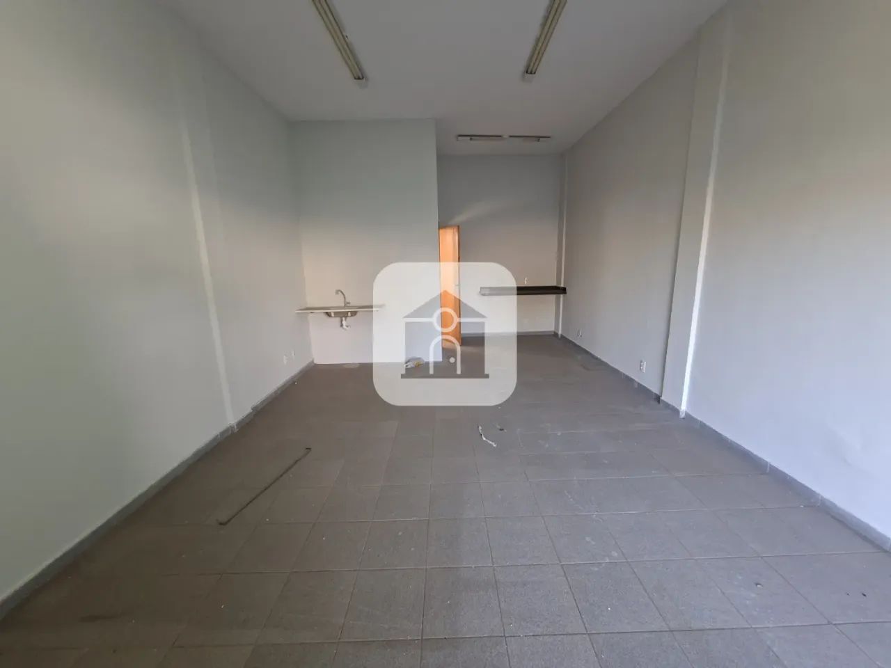 Cômodo Comercial para locação bairro Bom Jesus
