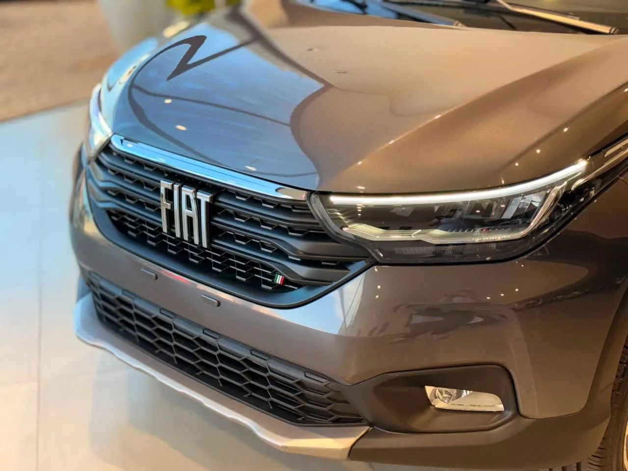 Fiat Strada Volcano 1.3 Flex 8V CD 2027 - Foto 5