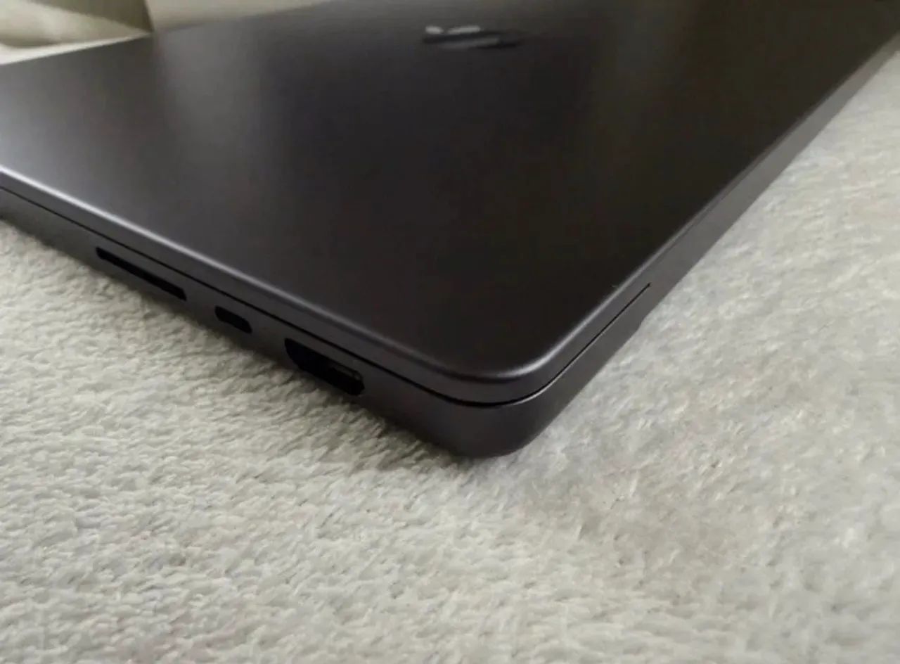 MacBook Pro M4 16gb 512gb  - Foto 2