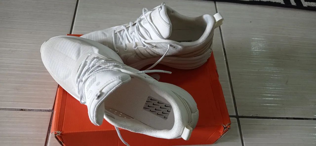 Tênis Nike lunar original,41/42 - Foto 3