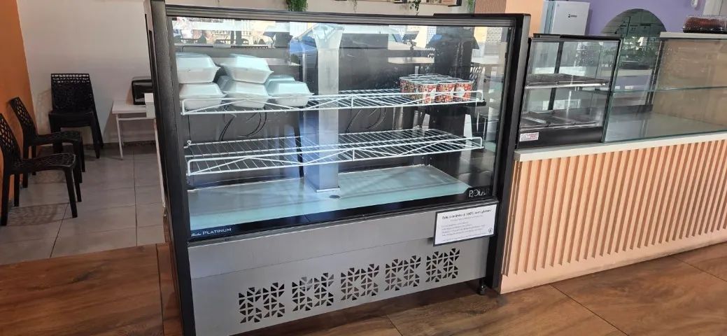 Vitrini refrigerada pollar 220v  - Foto 3
