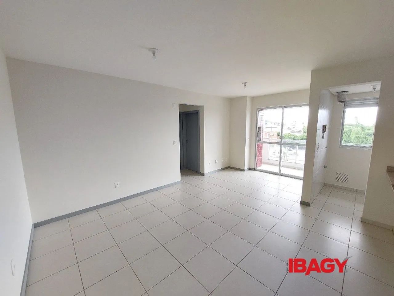 Excelente Apartamento 2 dormitório(s) em Centro - São José - Foto 3