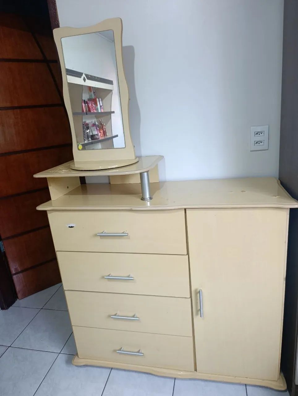 Cômoda + Mesa