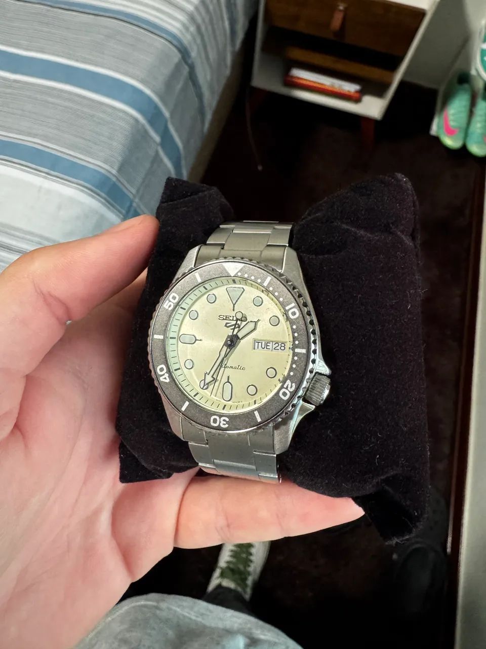 Relógio Seiko 5 Sports Reduced Creme 38mm 