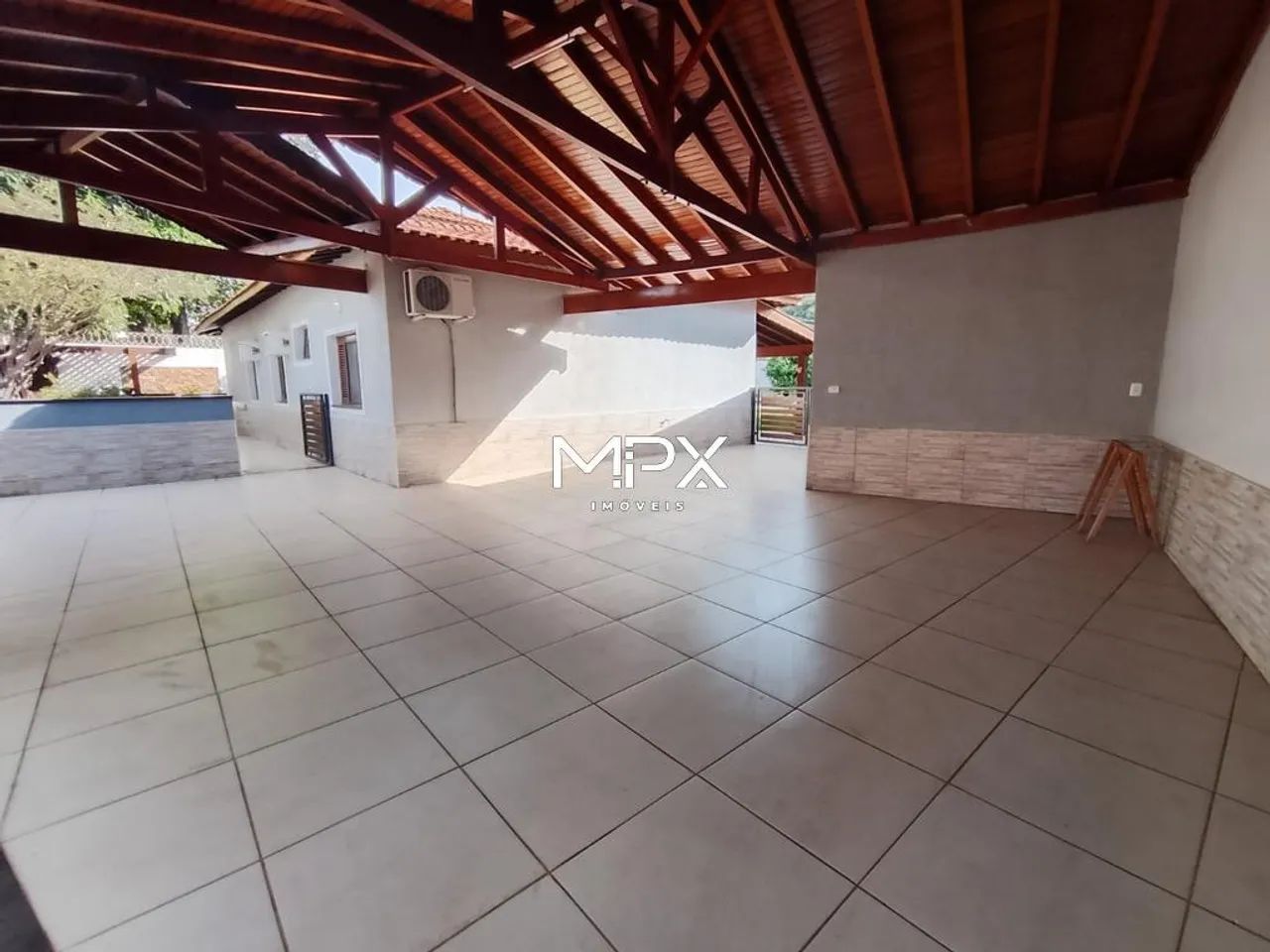 Casa com 4 quartos à venda e para alugar no bairro Nova Piracicaba em Piracicaba - Foto 2