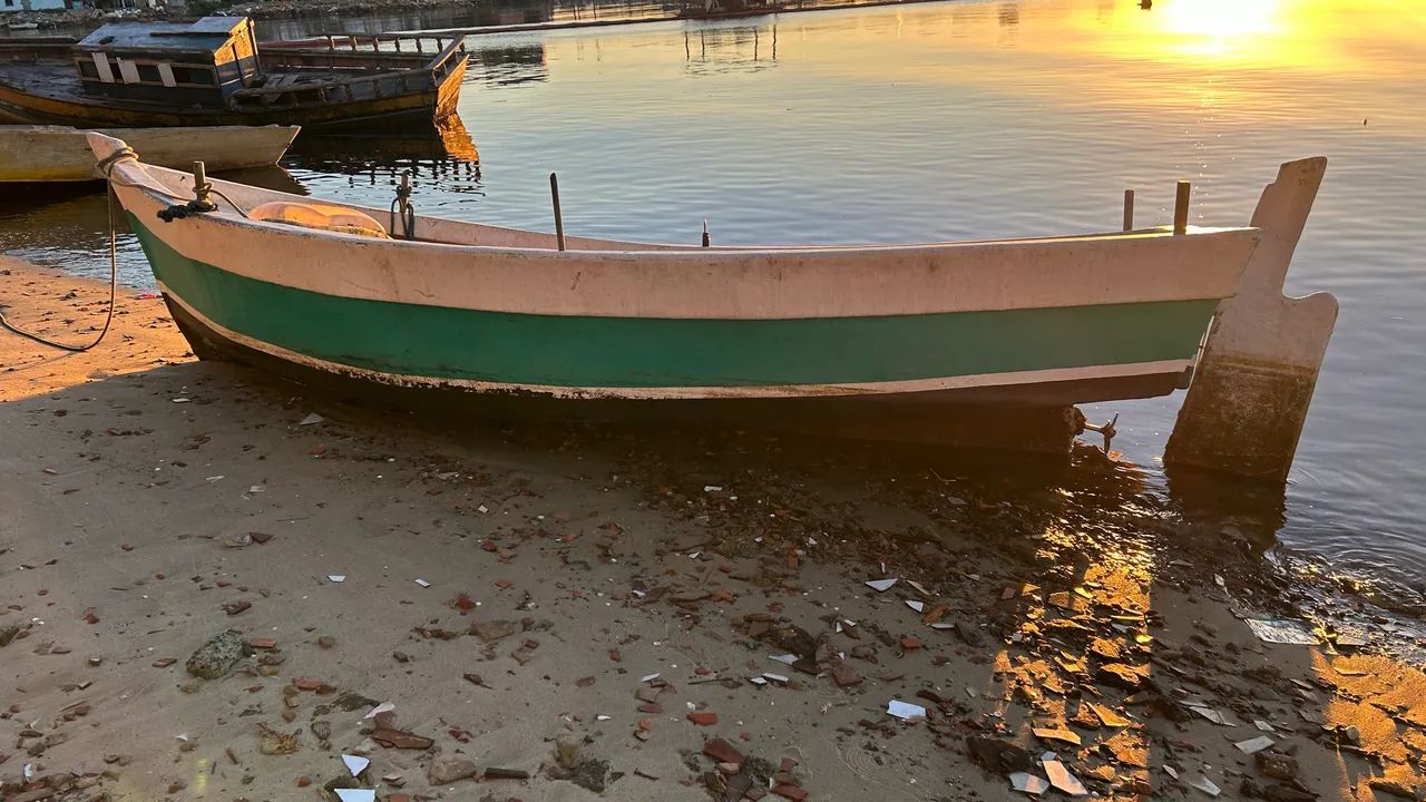Barco de fibra 