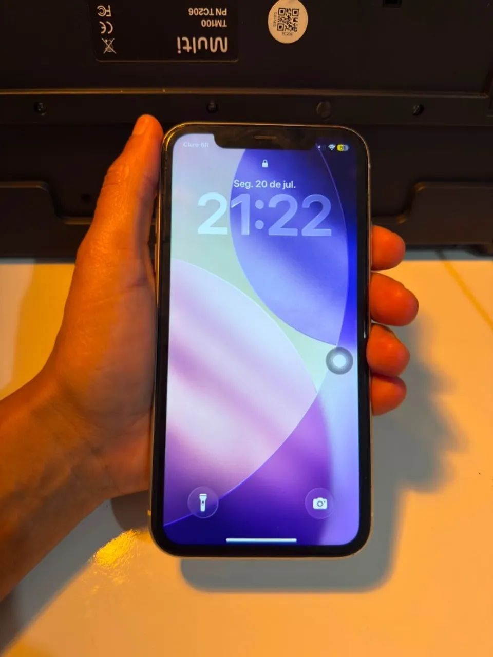 IPhone 11 - 64GB em perfeito estado - Na caixa - Foto 3