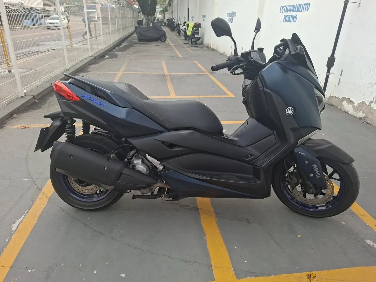 XMAX 250 - Foto 3