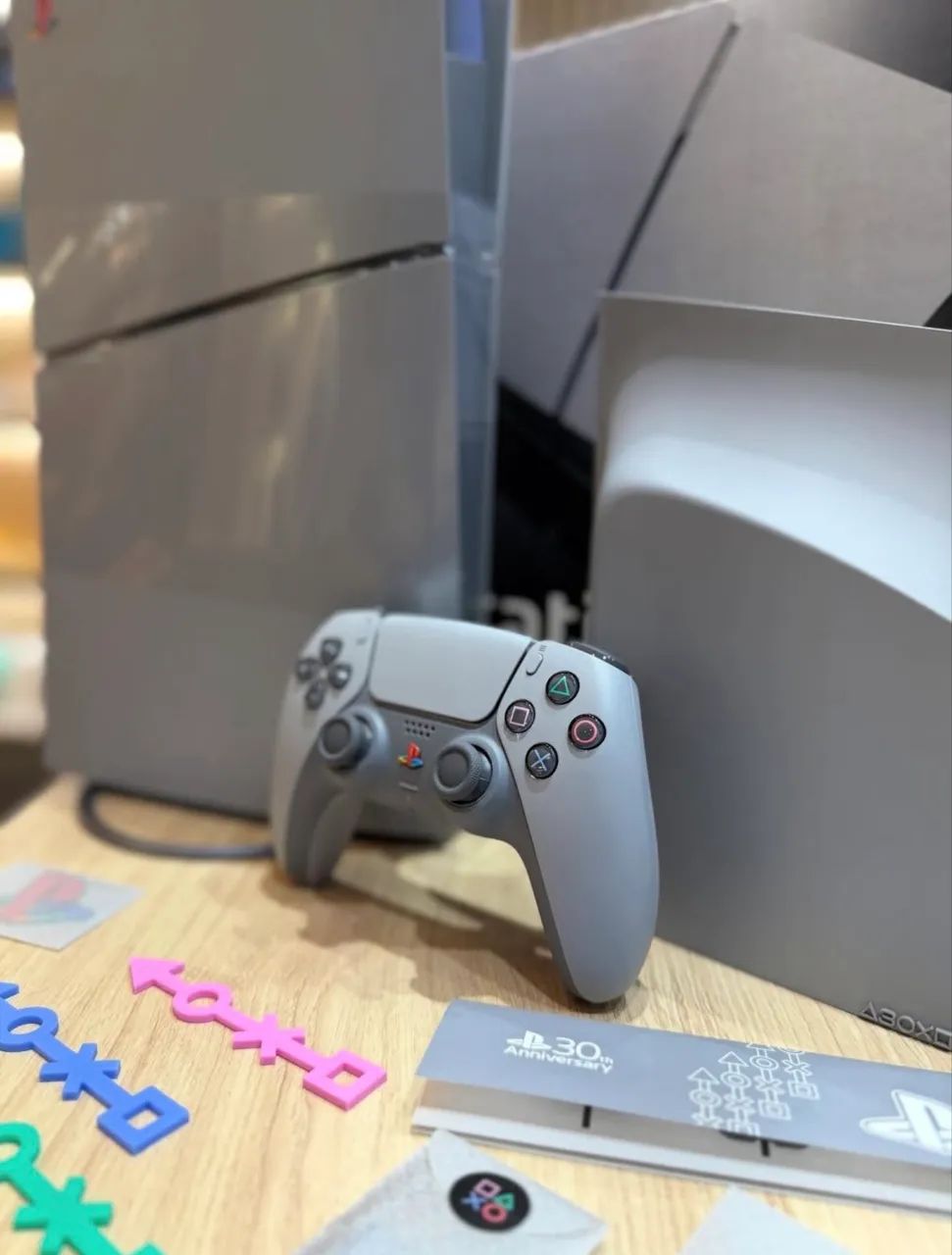 Controle PS5 Edição Limitada 30 Anos Aniversário  - Foto 2