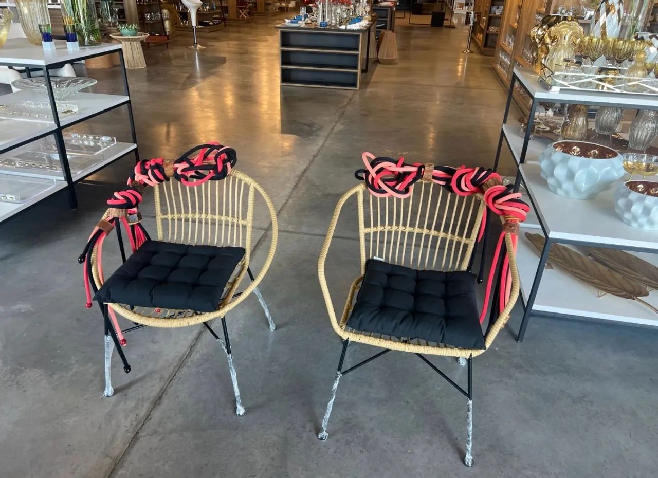 Cadeiras elegantes para seu ambiente 