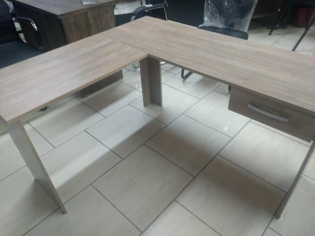 Mesa em L escritório com 01 gaveta novas fabricação própria - Foto 2