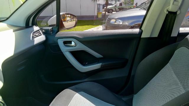 Peugeot 208, única dona, apenas 31.000Km rodados! Super novo! - Foto 3