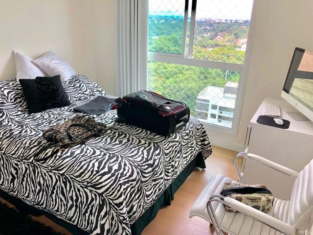Belíssimo apartamento de alto padrão com 4 dormitórios, em condomínio clube, no Ecoville - Foto 18