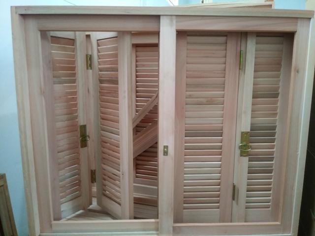 Janela veneziana pantografica 120x100