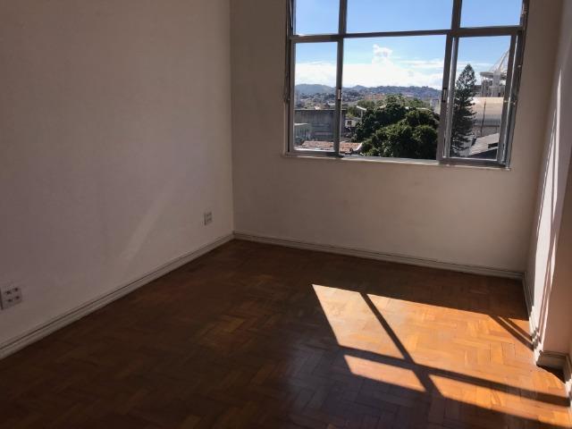 Apartamento muito bem localizado no Engenho de Dentro - Foto 2