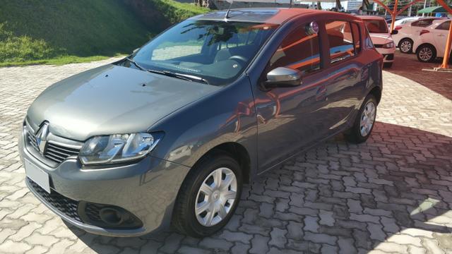 Renault Sandero Expression 1.0 Wallace Vasconcelos