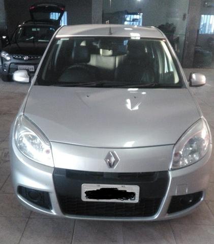 Sandero 2014/2014 não faço menos não insista!! - Foto 2