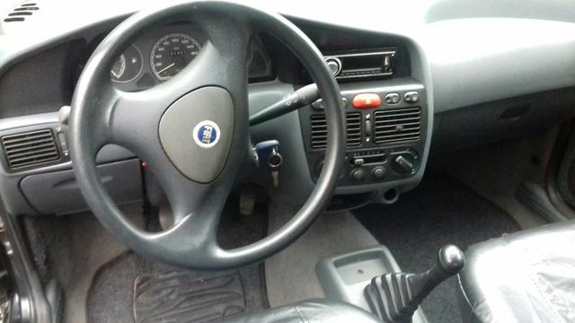 Palio 2000 com ar condicionado - Foto 2
