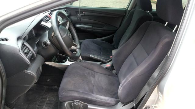 Vendo honda city 2013 - Foto 7