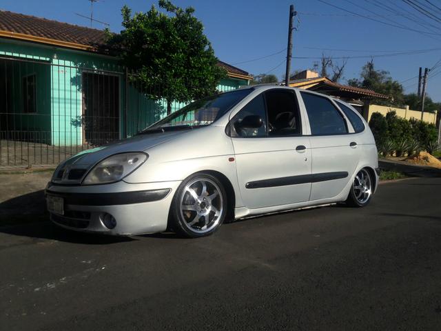 Vendo ou troco scenic legalizada - Foto 2
