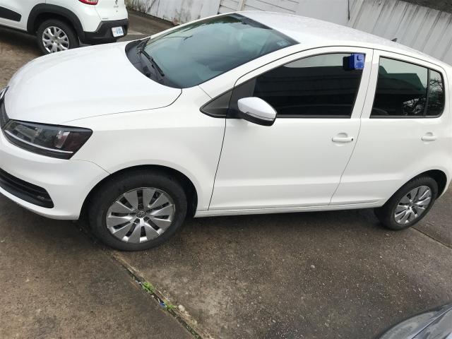 VOLKSWAGEN FOX 2015/2015 1.0 MI TRENDLINE 8V FLEX 4P MANUAL - Foto 2