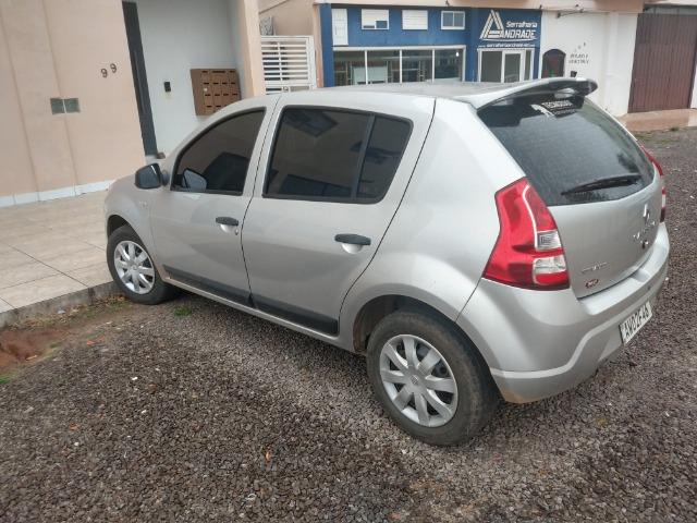 Vende se, Sandero completo - Foto 4