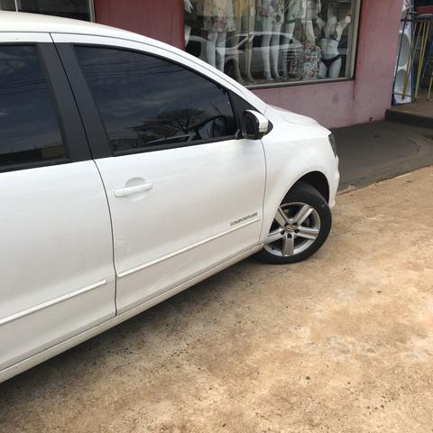 Vendo Fox confortiline baixo km - Foto 4