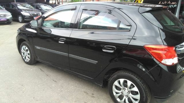 Vendo Onix LT 1.0 2013 - Completo * Entrada + 36x R$ 699,00 * C/ GNV - Foto 7