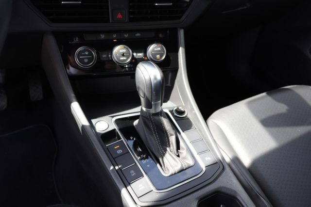 Volkswagen Jetta 1.4 R-Line 2018 - Foto 8