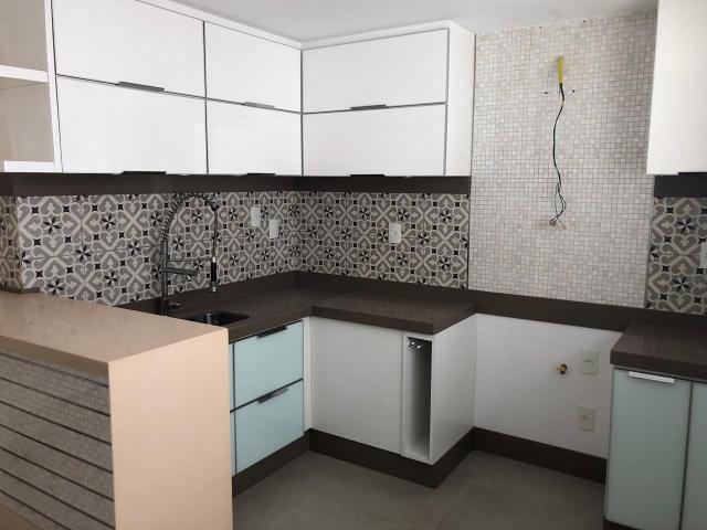 Murano Imobiliária aluga cobertura duplex com 04 quartos na Praia de Itapoã, Vila Velha - - Foto 16