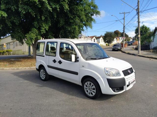 Fiat Doblò Attractive 1.4 8V (Flex) - Foto 2