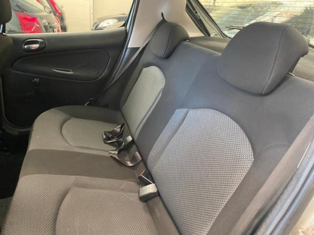 207 HB XR 1.4 FLEX COMPLETO 2013 - Foto 7