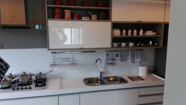 UR. Alugo no Paradiso 127m², 4 suítes, com móveis fixos ar condicionado e aquecedor - Foto 17