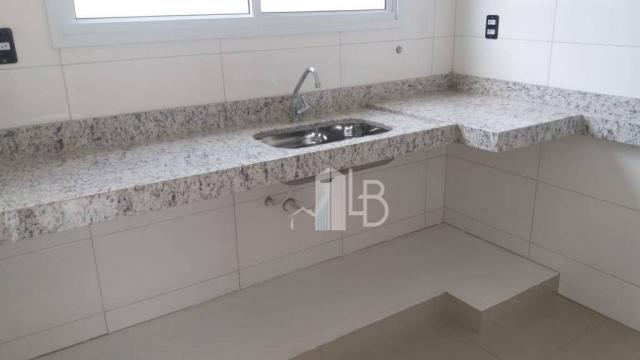 Apartamento com 2 dormitórios à venda, 63 m² por R$ 210.000,00 - Santa Mônica - Uberlândia