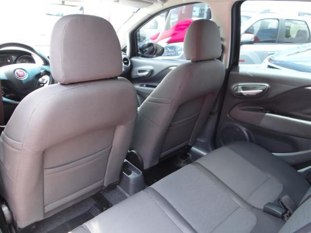 FIAT PUNTO ATTRACTIVE 1.4 - Foto 9
