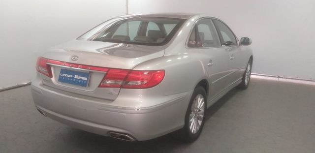 Hyundai - Azera GLS 3.3 V6 - Foto 5