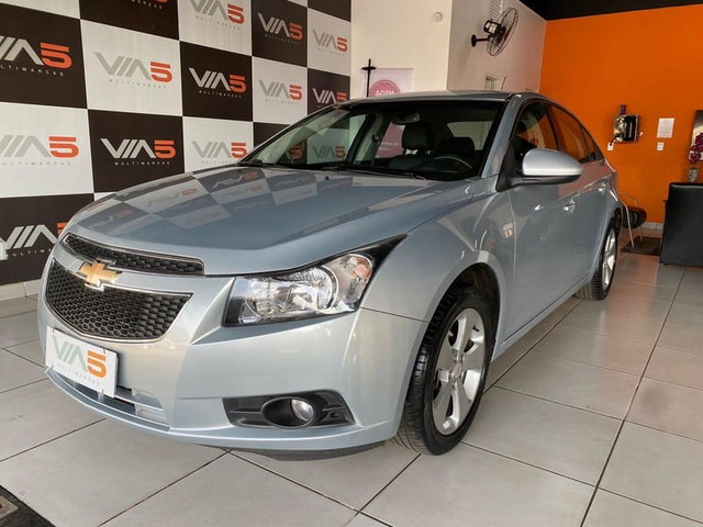 CRUZE LT