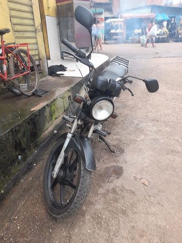 MOTO YAMAHA