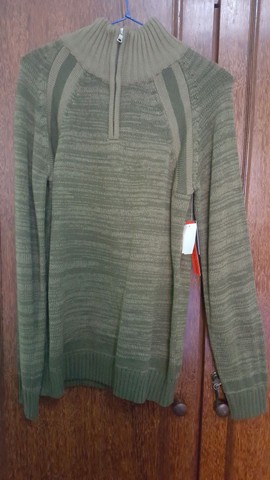 BLUSA TRICÔ MEIO ZIPPER