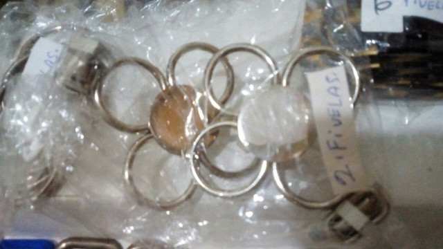Lote de Fivelas e Argilas Novas!! Leia o Anúncio!!Leia o anúncio!! - Foto 6
