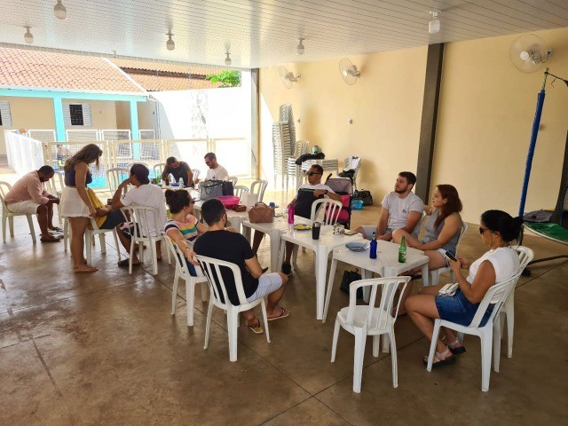 Área de festa com piscina aquecida e casa de temporada - Foto 10