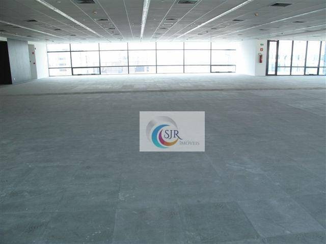 Sala comercial de 426,42 m² com 11 vagas de garagem, piso elevado, forro modular e ar cond - Foto 2