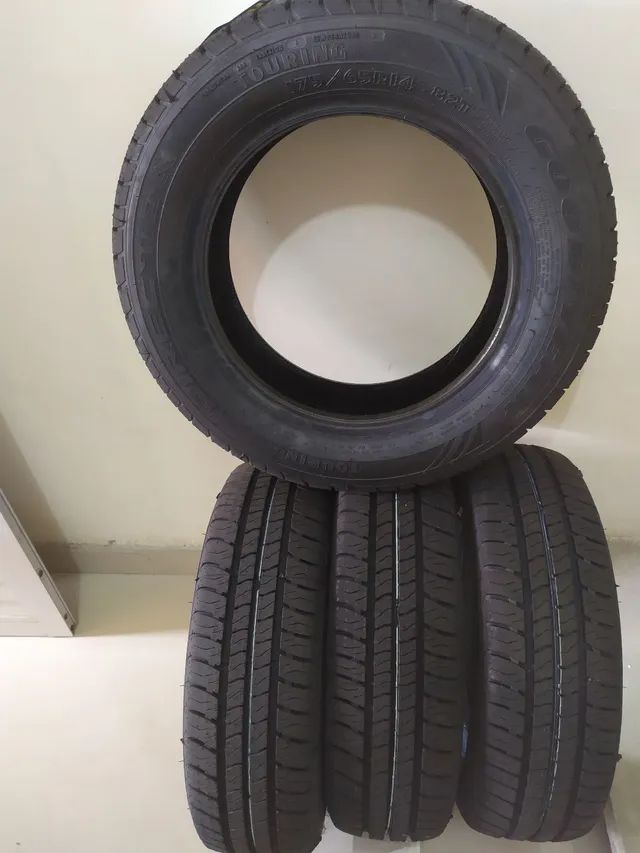 PNEU GOODYEAR NOVO