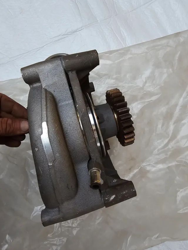 Escavadeira pa carregadeira liebherr bomba dagua nova original 10140016 - Foto 4