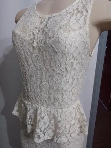lindo vestido em renda - tamanho m - Foto 3