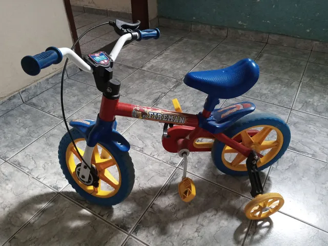 Triciclo 3 Rodas Bicicleta Infantil Menina Ultra Bike com o Melhor Preço é  no Zoom