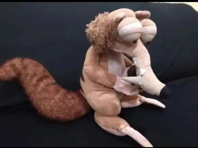 BONECO ESQUILO A ÉRA DO GELO! CONFIRA! - Foto 2
