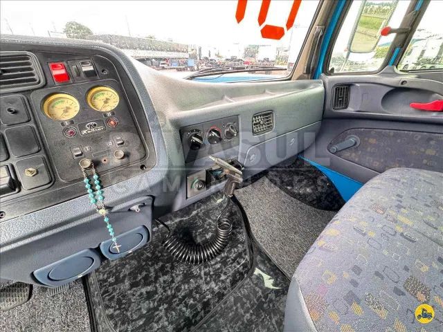 MB 1418 Eletrônico ano 2001 Carroceria 4X2 - Foto 12