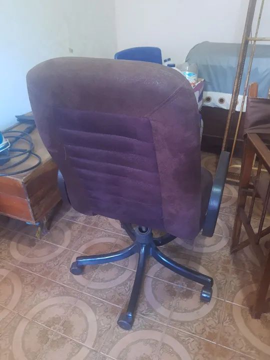 Cadeira de escritório antiga  - Foto 4